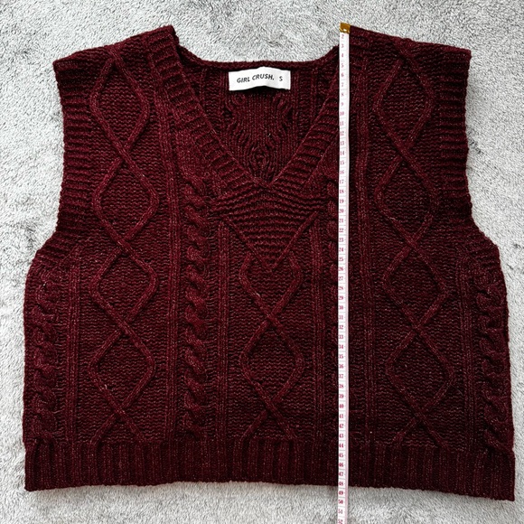 Girl Crush Gang Cable Knit Sleeveless V-Neck Sweater Vest Burgundy/RedWine Small - Picture 5 of 11